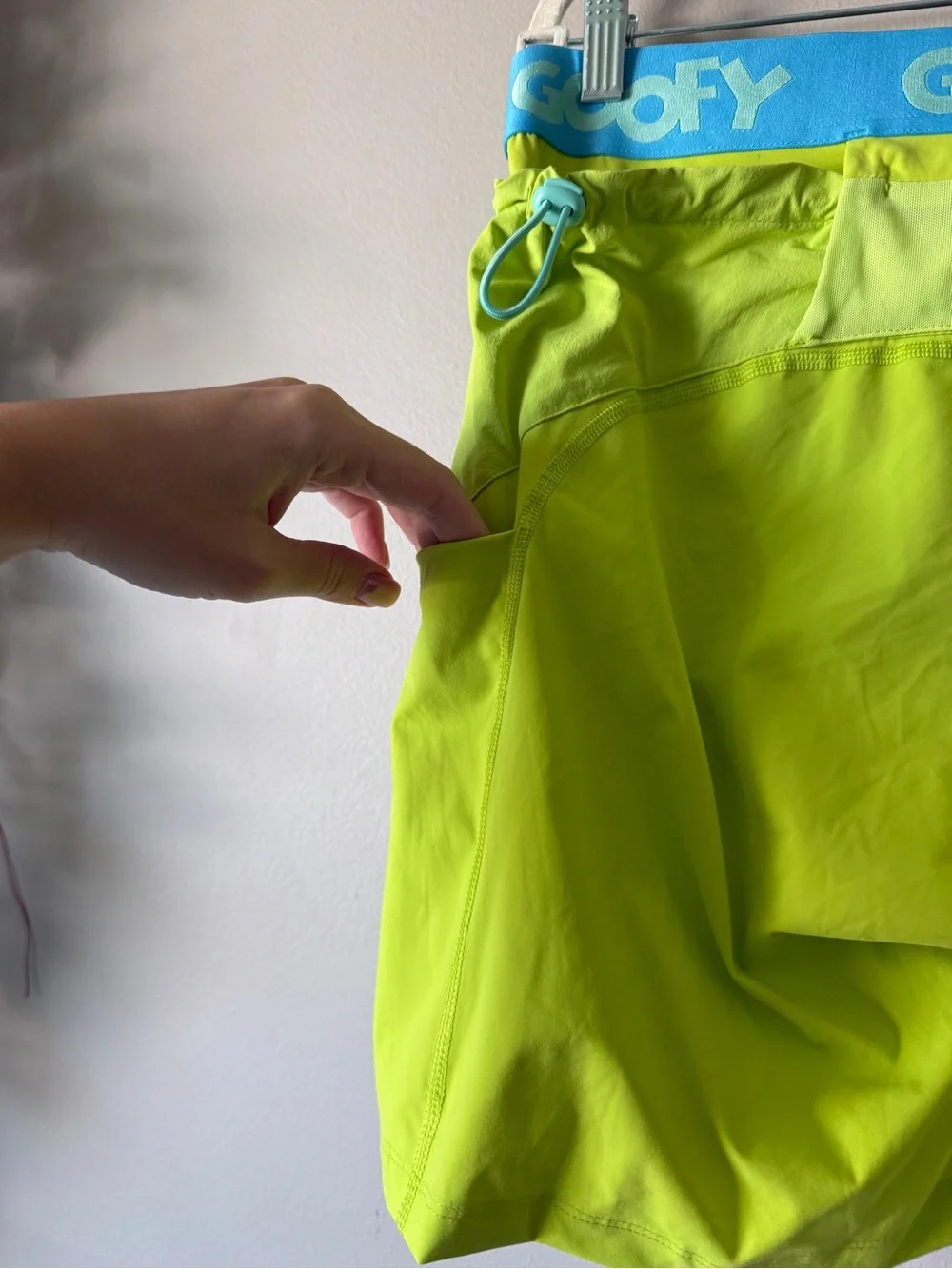 Disney x Outdoor Voices running biking shorts neon green XXL